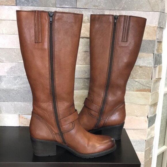 Clarks Maymie Stellar Knee High Boot (33) - Picture 5 of 14